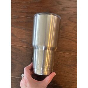 Yeti Stainless Steel 30 oz Tumbler